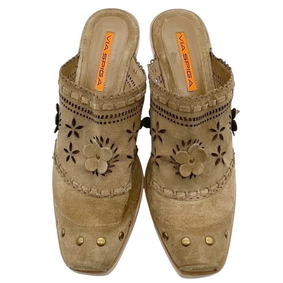 Via Spiga Light Brown Suede Laser Cut Floral Suede Studded Mule Women’s Size 6.5 - Picture 2 of 14